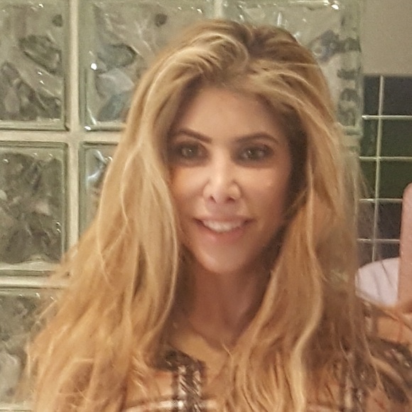 Meet your Posher, Jc - Picture 2 of 6